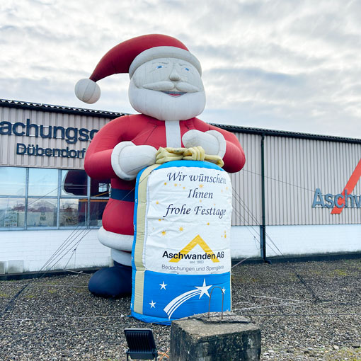 aufblasbarer Weihnachtsmann 5 Meter hoch